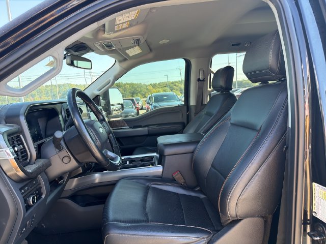 Used 2023 Ford F350 Lariat w/ Lariat Ultimate Package AWD/4WD image 11