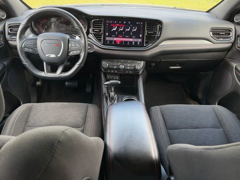 Used 2025 Dodge Durango GT RWD image 10