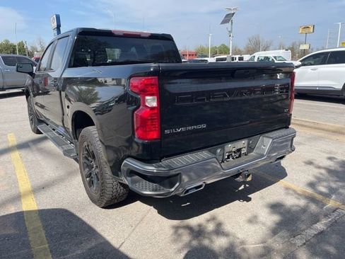 Used 2021 Chevrolet Silverado 1500 LT w/ Diesel Off-Road Package image 11