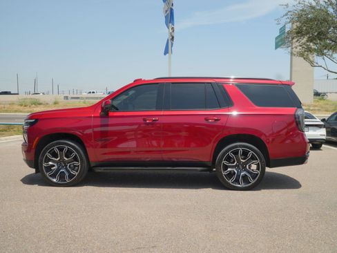 Used 2026 Chevrolet Tahoe RST w/ Advanced Technology Package AWD/4WD image 15