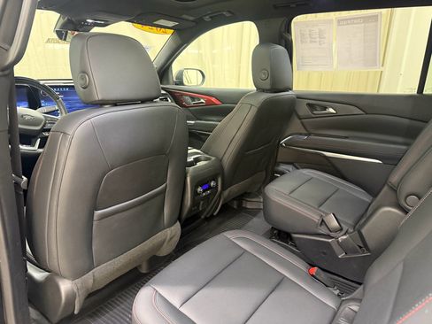 Certified 2024 Chevrolet Traverse Z71 w/ Enhanced Driving Package image 20