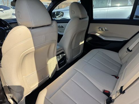 Used 2020 BMW 330i xDrive Sedan w/ Convenience Package AWD/4WD image 42