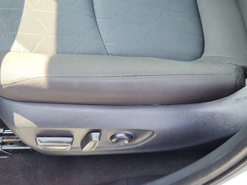 Certified 2025 Toyota RAV4 XLE AWD/4WD image 20