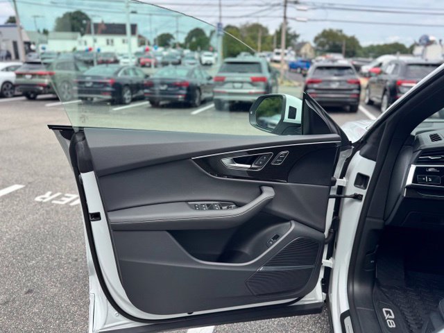 Certified 2026 Audi Q8 Premium Plus AWD/4WD image 19