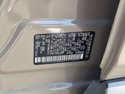 Certified 2024 Nissan Rogue SV FWD image 34