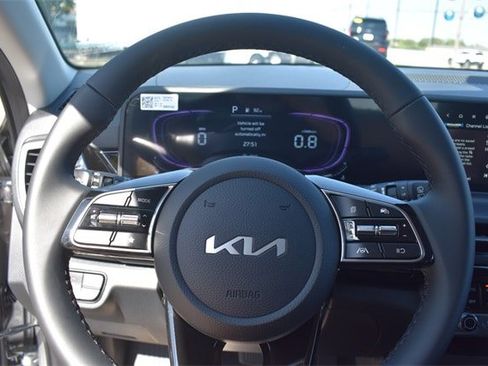 New 2026 Kia Seltos S image 25