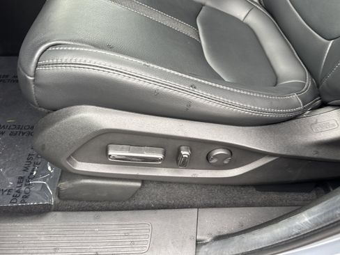 Used 2024 Honda Pilot Touring image 4