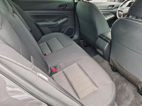 Certified 2025 Nissan Altima 2.5 S FWD image 17