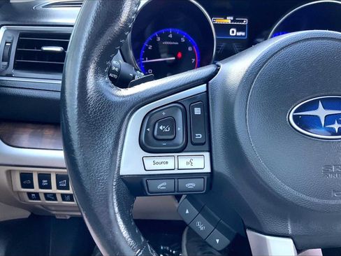 Used 2016 Subaru Outback 2.5i Limited AWD/4WD image 24