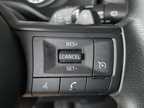 Used 2024 Nissan Rogue S FWD image 26