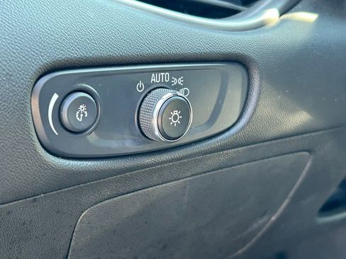 Used 2025 Chevrolet Malibu RS image 23