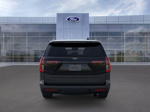 New 2026 Ford Expedition Platinum w/ Stealth Appearance Package AWD/4WD image 9