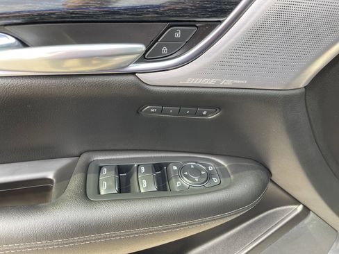 Used 2021 Cadillac XT5 Premium Luxury image 9