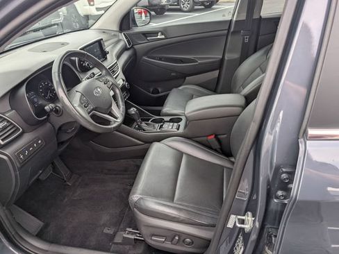 Used 2021 Hyundai Tucson Limited FWD image 13