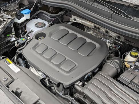 New 2026 Volkswagen Tiguan SE image 37