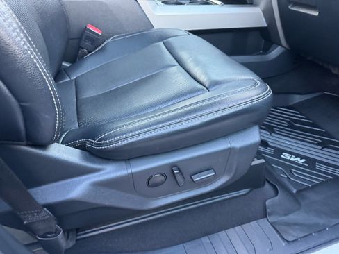 Used 2022 Ford F450 Lariat w/ Lariat Ultimate Package image 37