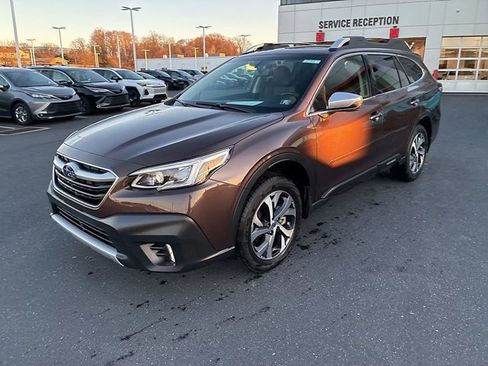 Used 2021 Subaru Outback Touring w/ Popular Package #2 image 16