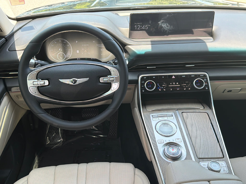 Used 2022 Genesis GV80 2.5T AWD/4WD image 25