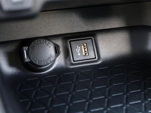 Certified 2025 Toyota RAV4 XLE image 22