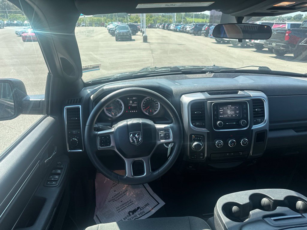 Used 2024 RAM 1500 Warlock AWD/4WD image 11