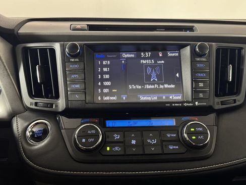 Used 2016 Toyota RAV4 Limited AWD/4WD image 25