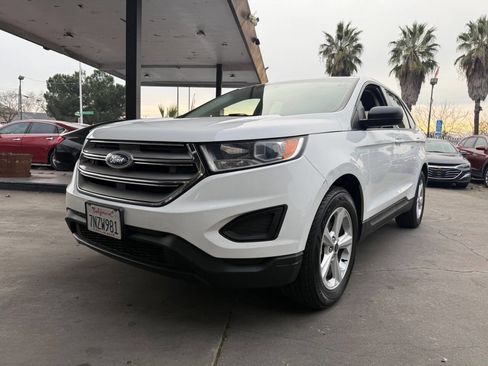 Used 2015 Ford Edge SE w/ Cargo Accessory Package image 2