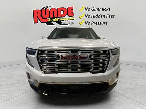 New 2026 GMC Acadia Denali w/ Super Cruise Package image 8