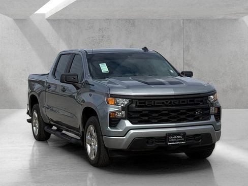 Used 2023 Chevrolet Silverado 1500 Custom w/ Rally Edition image 3