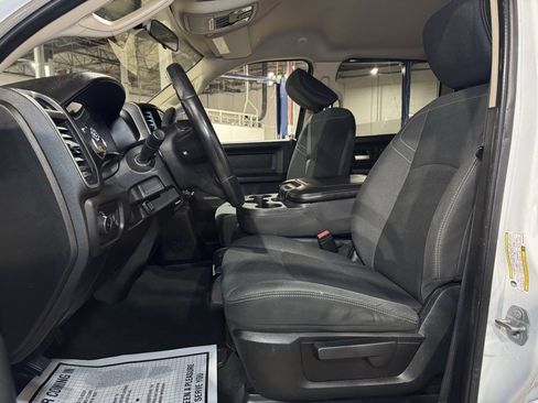 Used 2019 RAM 3500 Tradesman image 18