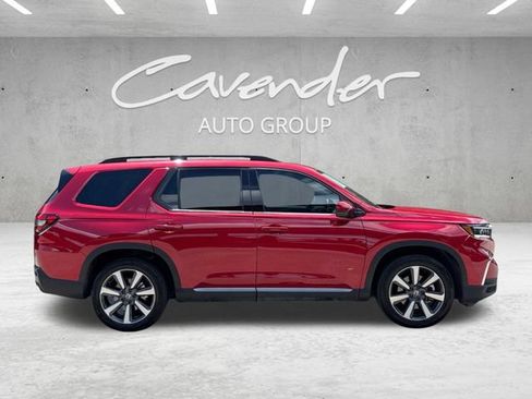 Used 2025 Honda Pilot Touring image 21