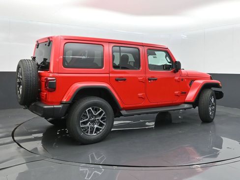 New 2025 Jeep Wrangler Sahara image 7