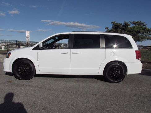 Used 2019 Dodge Grand Caravan GT FWD image 13