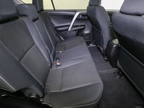 Used 2017 Toyota RAV4 XLE w/ Plus Special Value Package AWD/4WD image 21