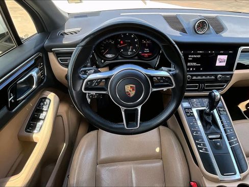 Used 2021 Porsche Macan AWD/4WD image 6