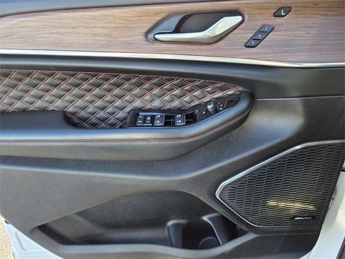 Used 2022 Jeep Grand Cherokee Summit w/ Adv Protech Group IV image 16