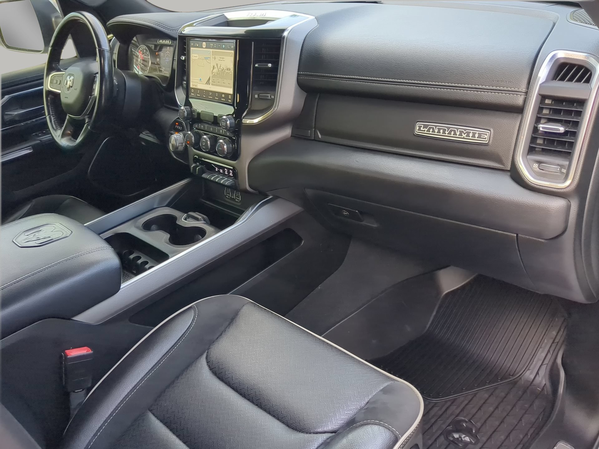 Used 2022 RAM 1500 Laramie w/ Sport Appearance Package AWD/4WD image 49