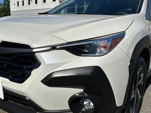 Certified 2024 Subaru Crosstrek 2.0i Premium image 7