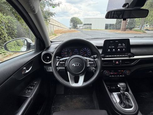 Used 2019 Kia Forte Sedan FWD image 20