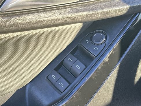 Certified 2025 Chevrolet Equinox LT image 15