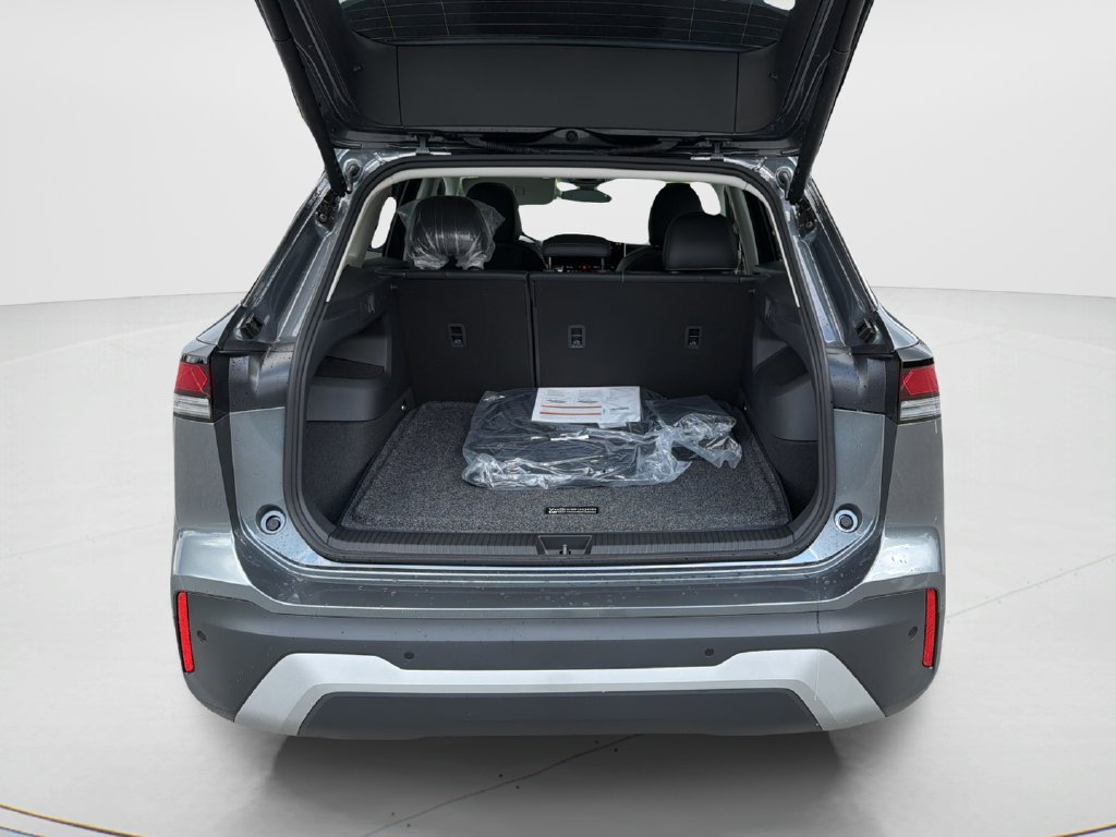 New 2026 Volkswagen Tiguan SE FWD image 12