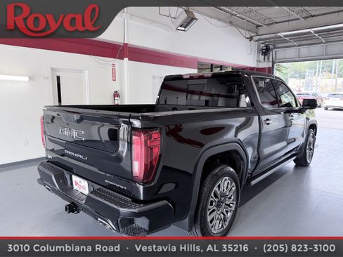 Used 2025 GMC Sierra 1500 Denali Ultimate AWD/4WD image 4