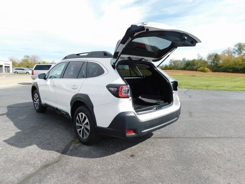 Used 2024 Subaru Outback Premium image 21