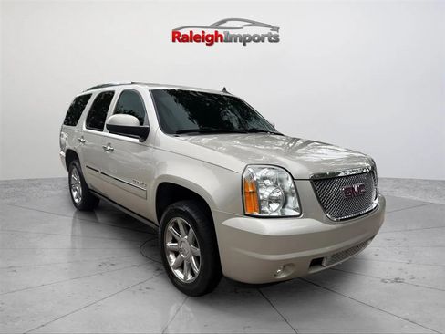 Used 2013 GMC Yukon Denali RWD image 7