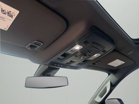 Certified 2022 GMC Yukon SLT w/ SLT Premium Package image 36