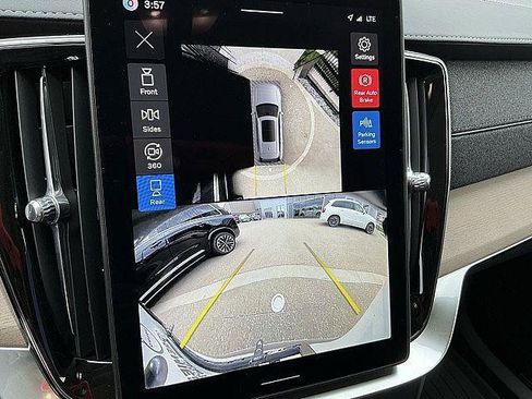 New 2026 Volvo XC90 T8 Plus w/ Protection Package AWD/4WD image 21