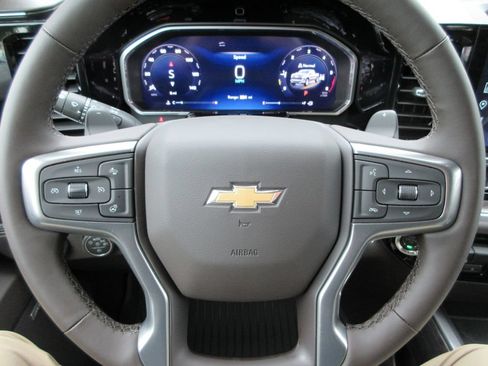 New 2026 Chevrolet Silverado 1500 LTZ w/ LTZ Premium Package AWD/4WD image 28
