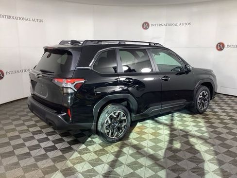 Used 2026 Subaru Forester Premium image 4