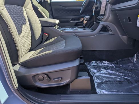 New 2025 Ford Ranger XLT w/ Equipment Group 301A High image 36