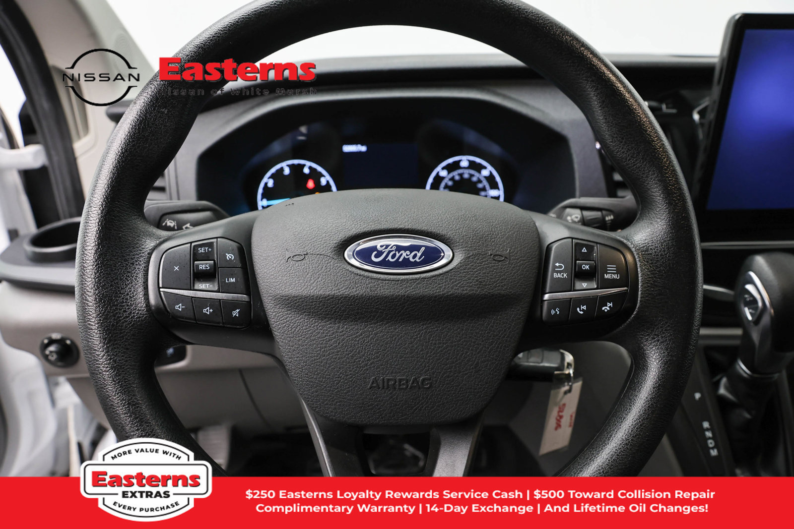 Used 2024 Ford Transit 350 XLT RWD image 10