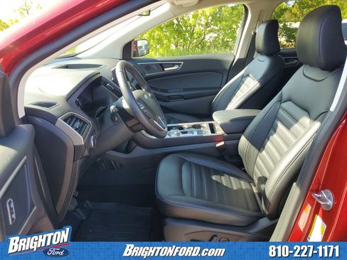 Used 2023 Ford Edge SEL AWD/4WD image 9